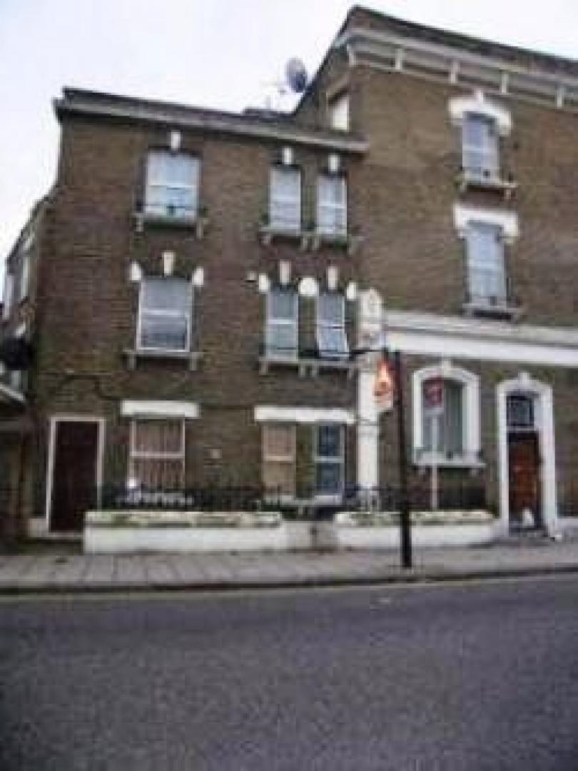 			Studio Apartment, 1 bath, 1 reception Flat			 Fernhead Road, MAIDA VALE W9